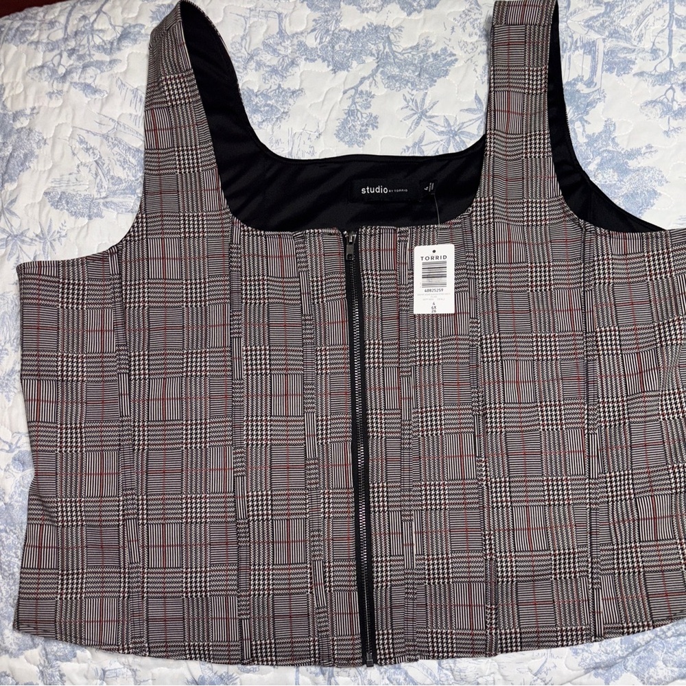 SOLD…..Torrid Black and White Plaid Sleeveless Top